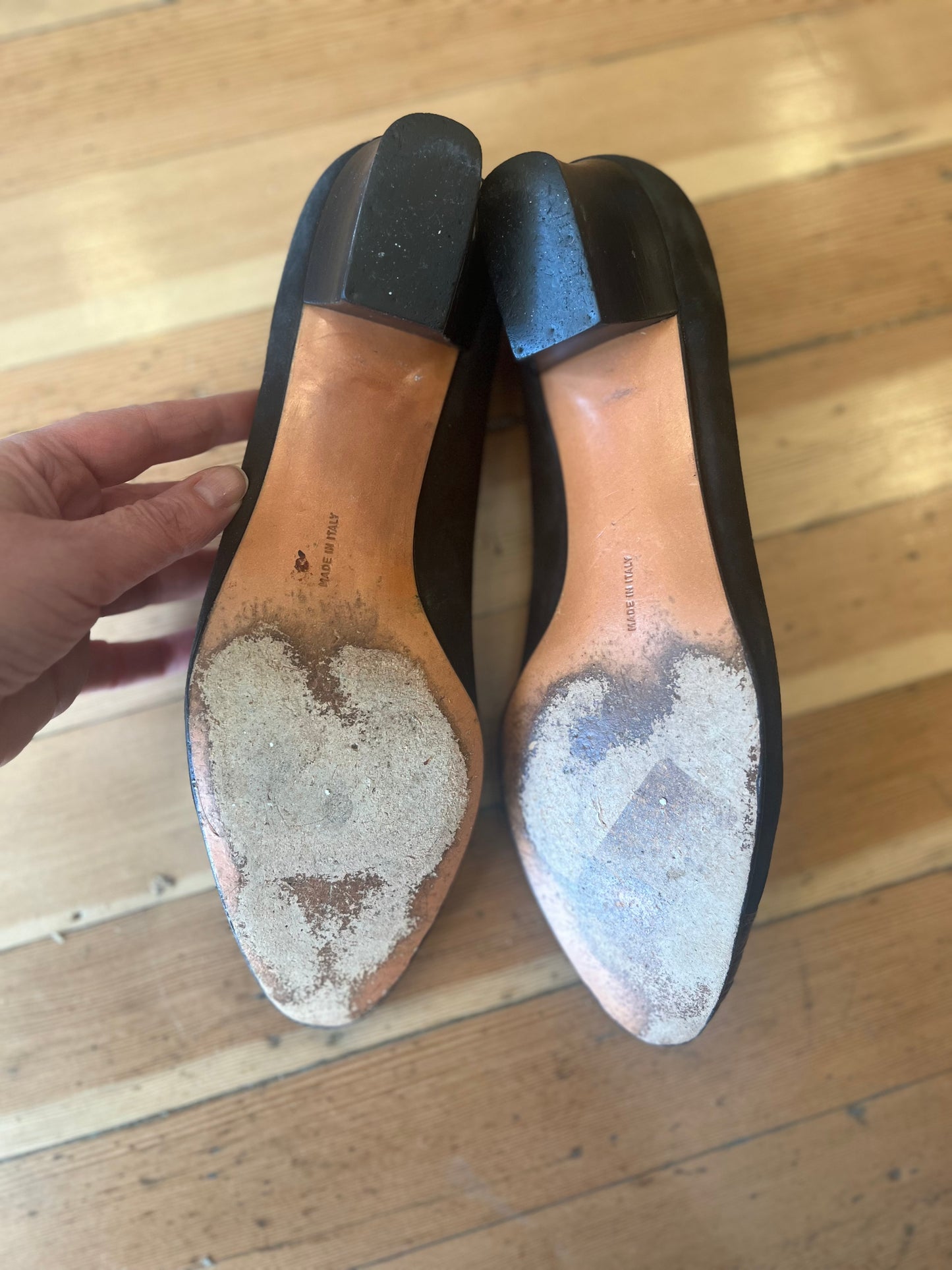 Salvatore Ferragamo Pumps, 9