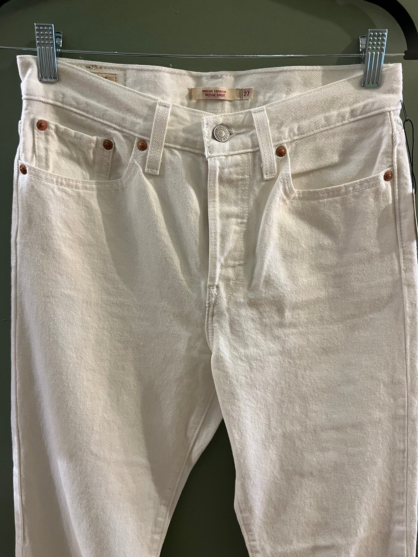 Non vintage Levis off-white, 27/s