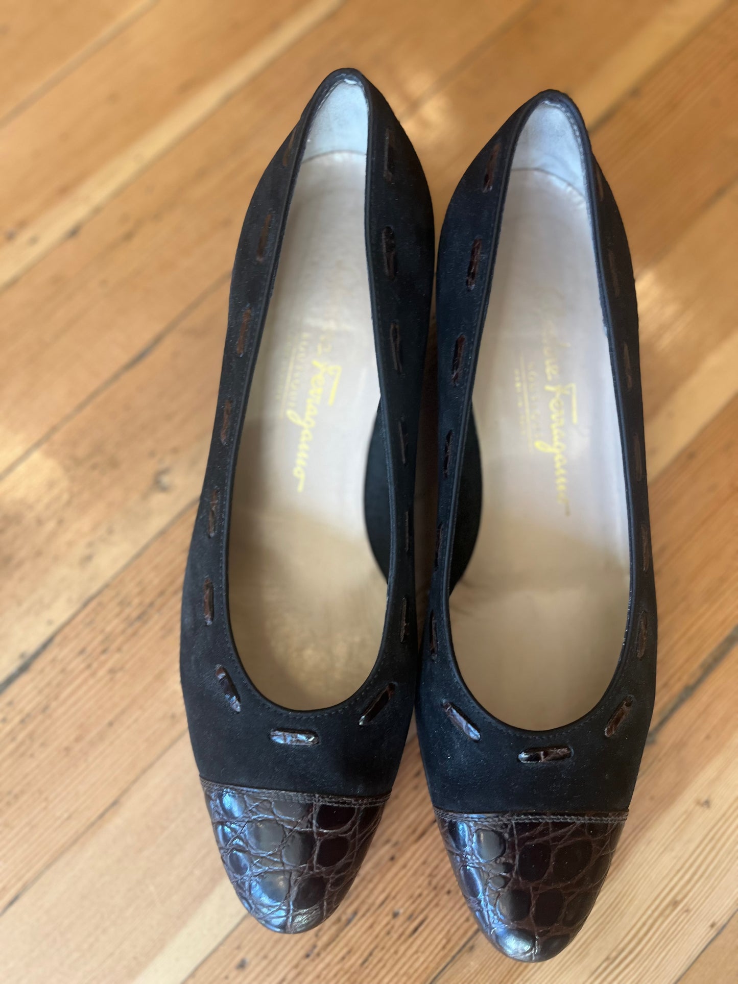 Salvatore Ferragamo Pumps, 9