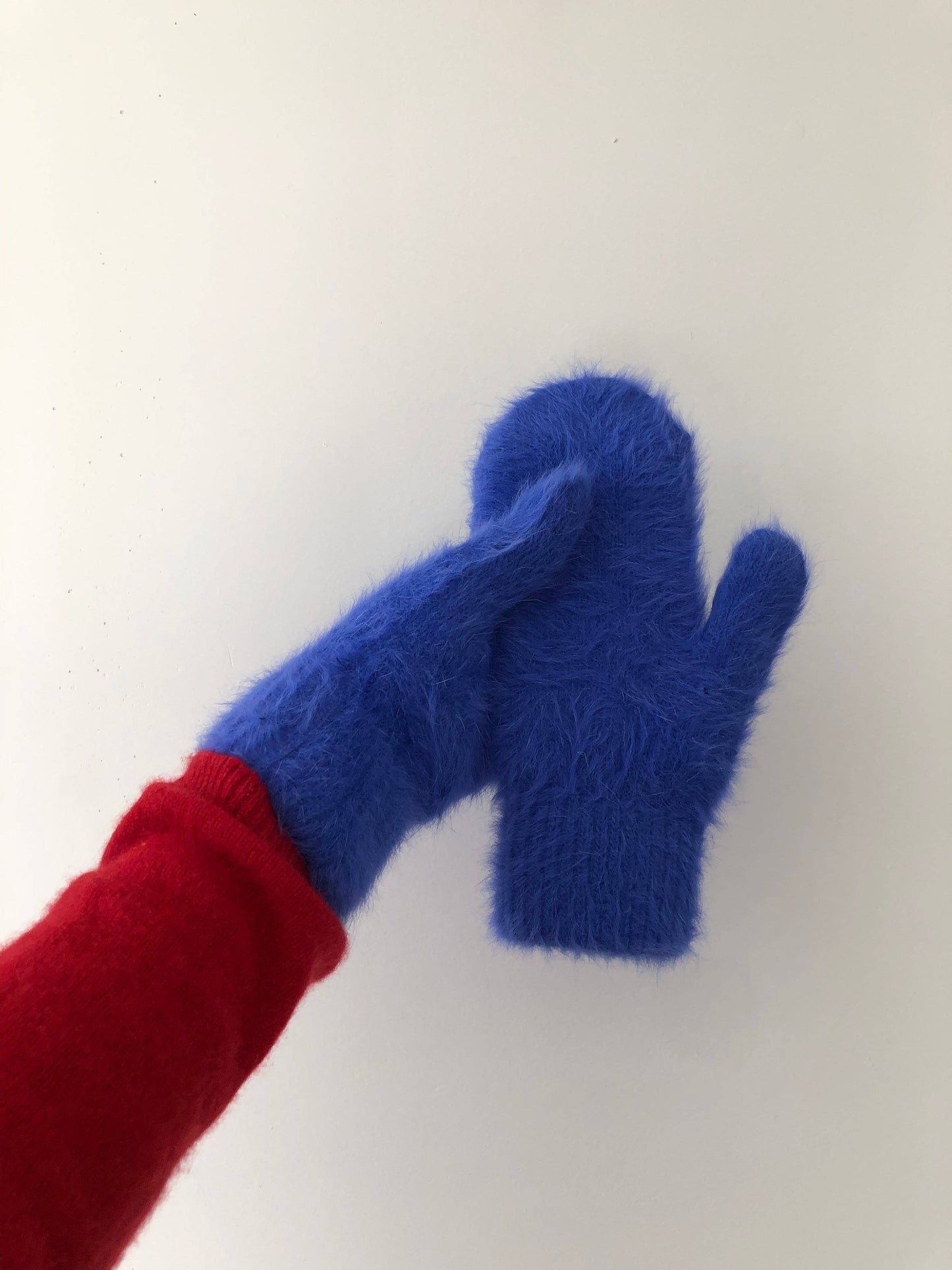 Sale! FLUFFY ANGORA MITTENS - crystal brights
