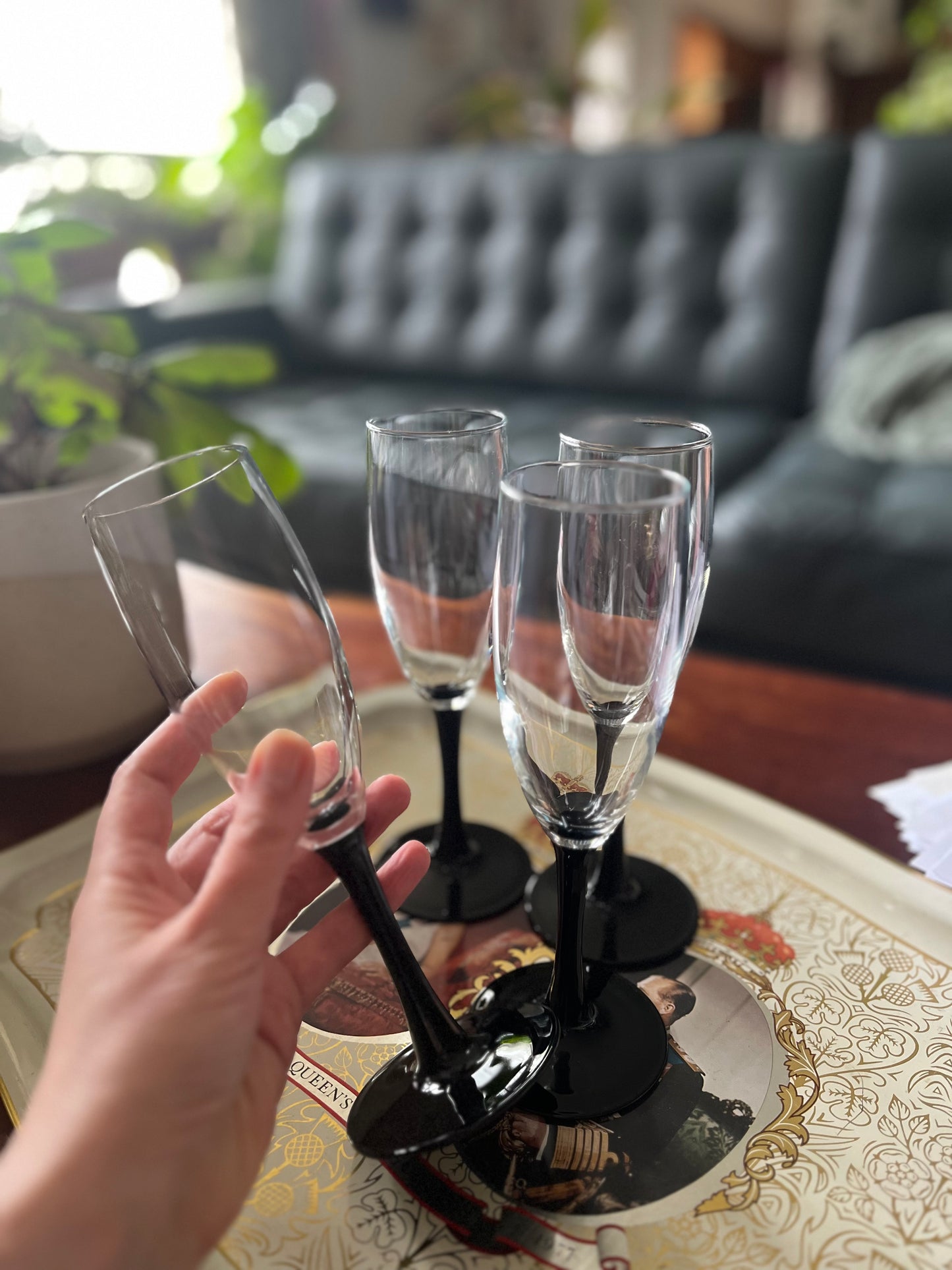 Deco Glass Champagne Flutes