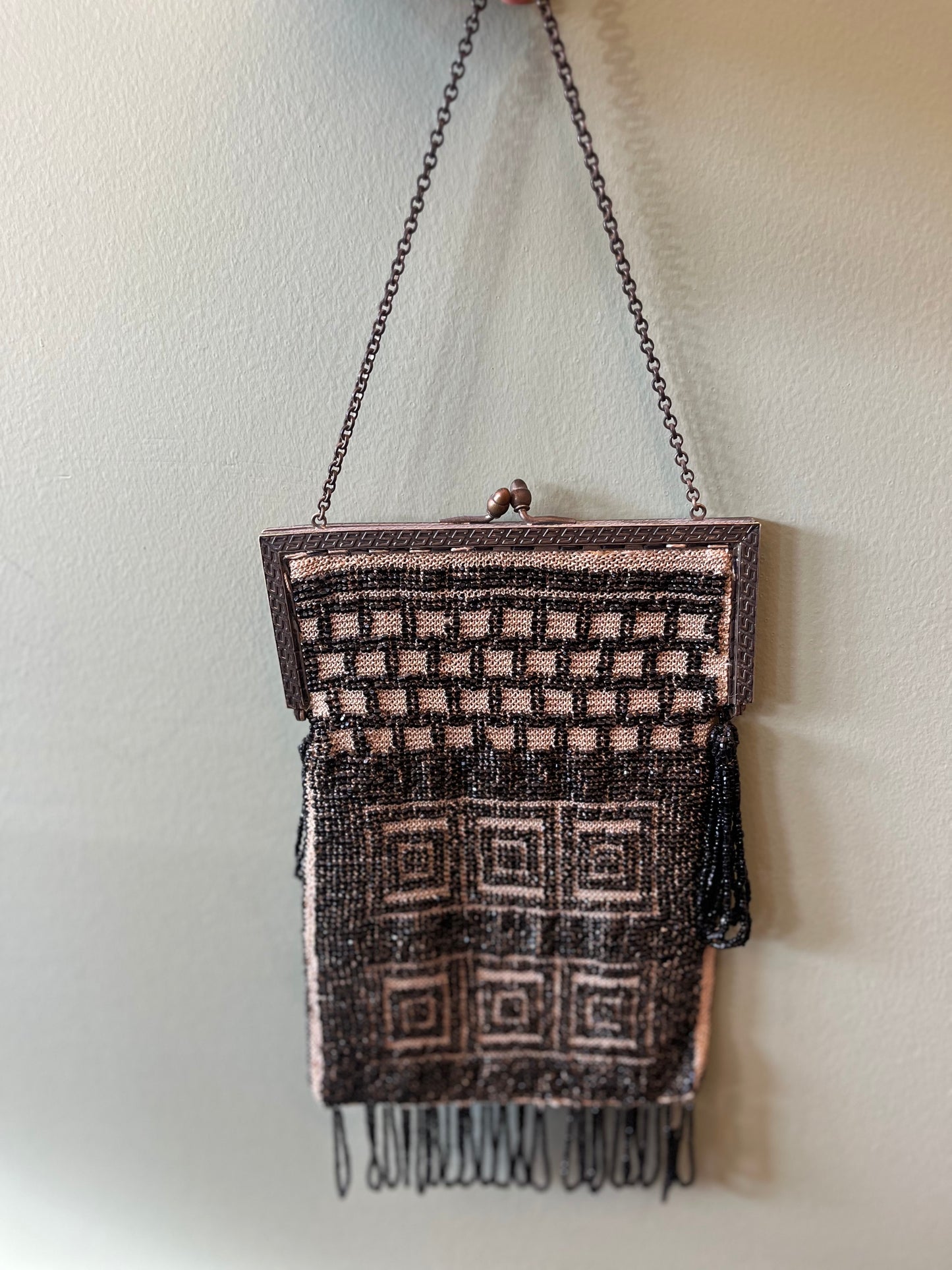 Vintage 1920’s beaded flapper purse