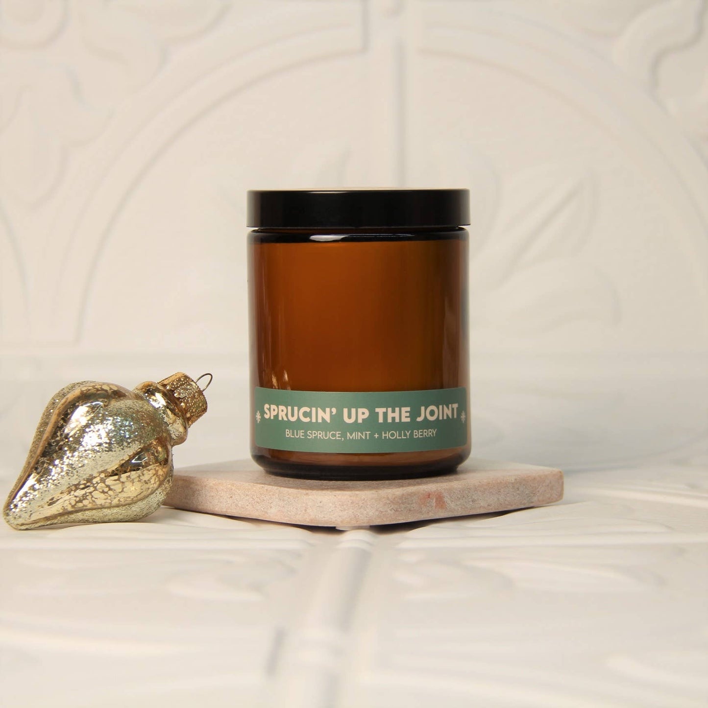 Sale! HOLIDAY Sprucin' Up The Joint Soy Candle - spruce mint holly