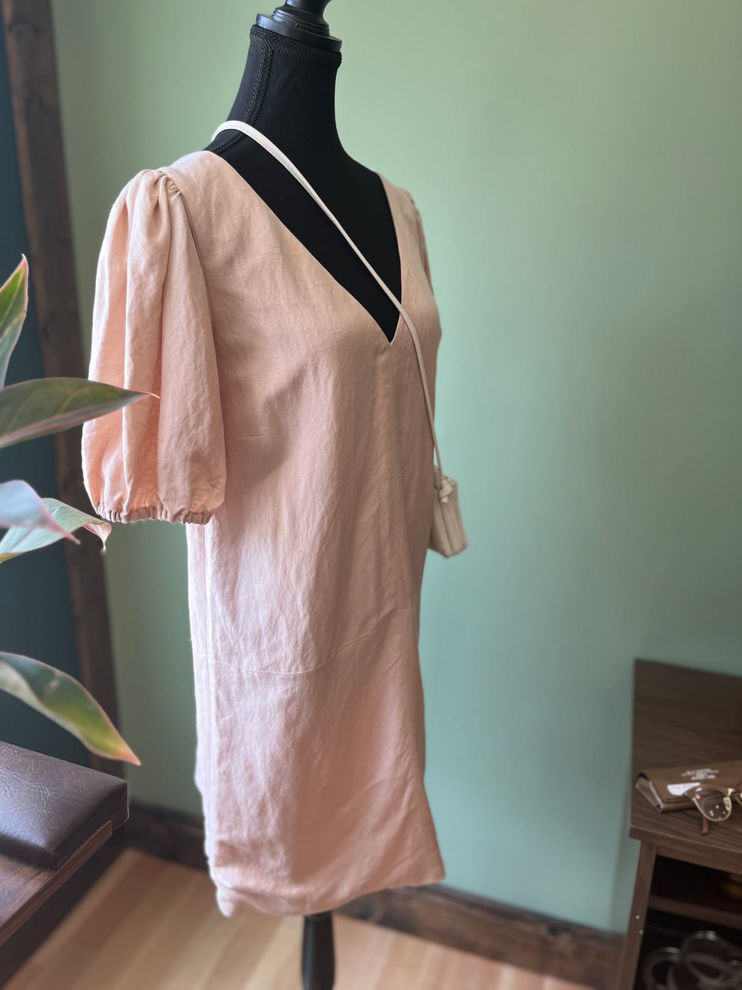 Non vintage Emerson Fry blush linen puff sleeve dress, s-m