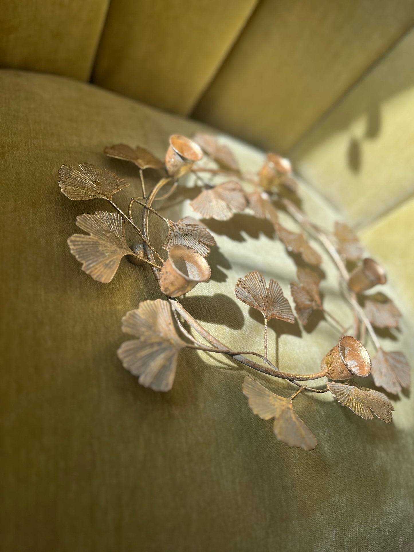 Metal Wreath Candle Holder
