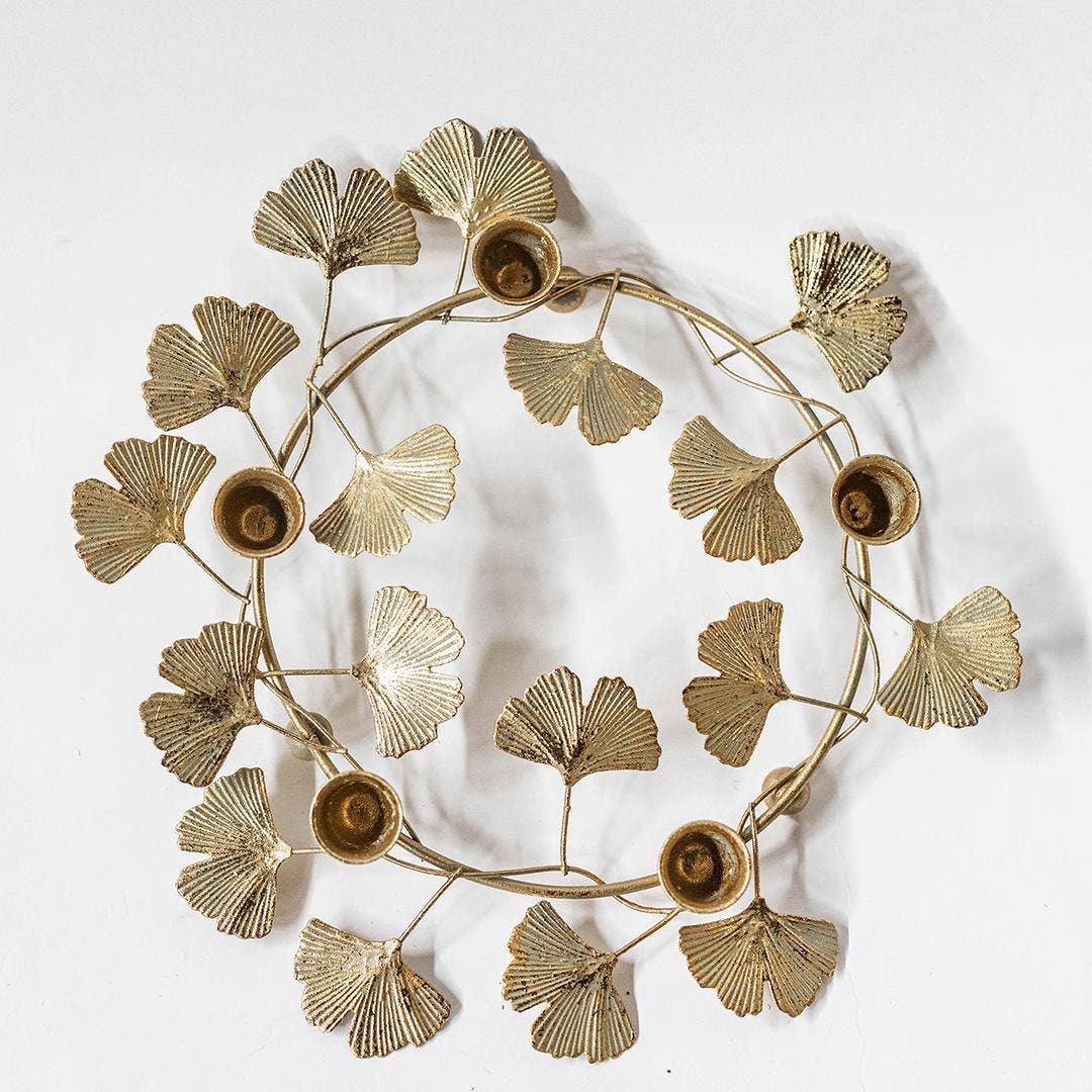 Metal Wreath Candle Holder