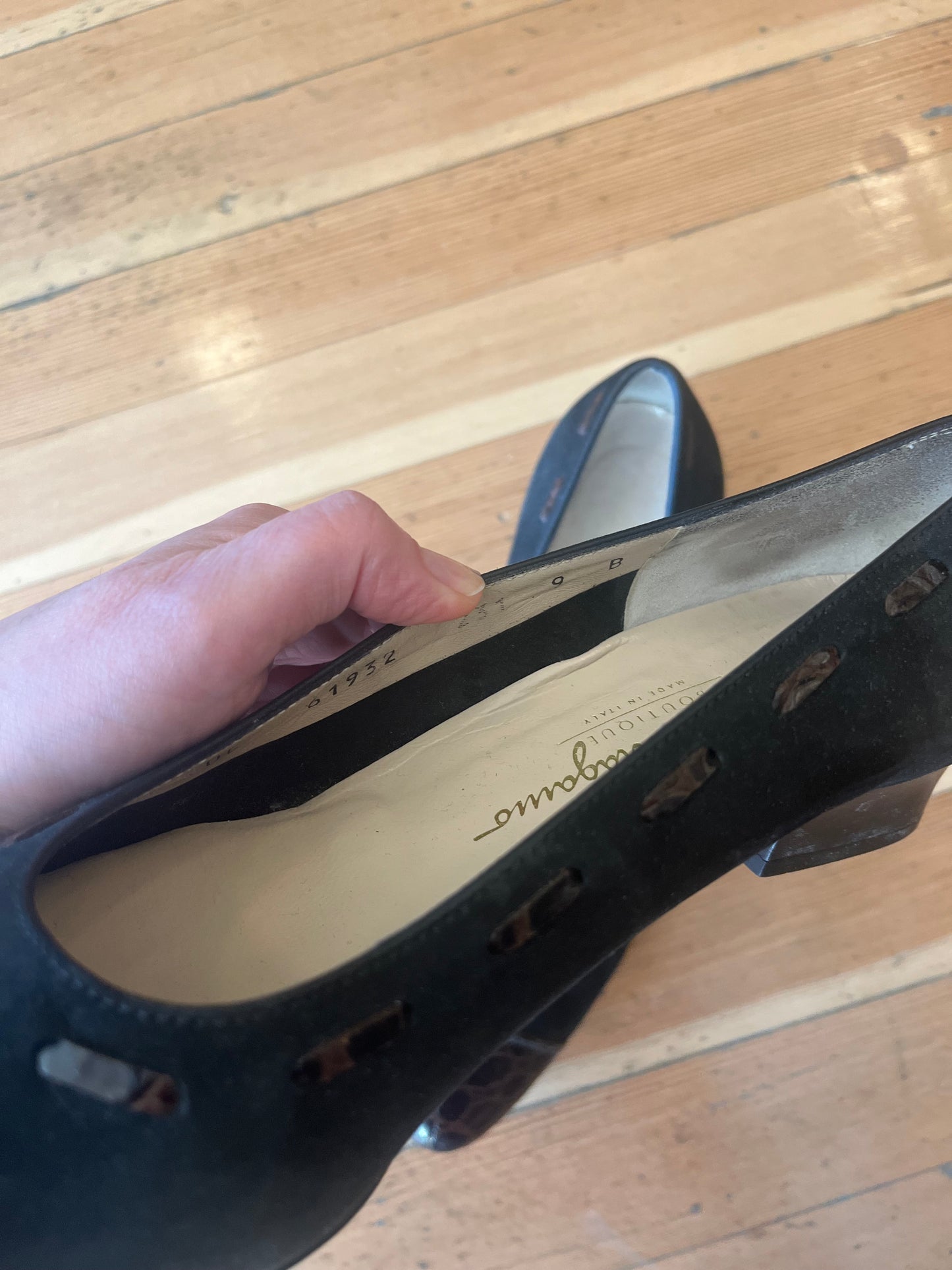 Salvatore Ferragamo Pumps, 9