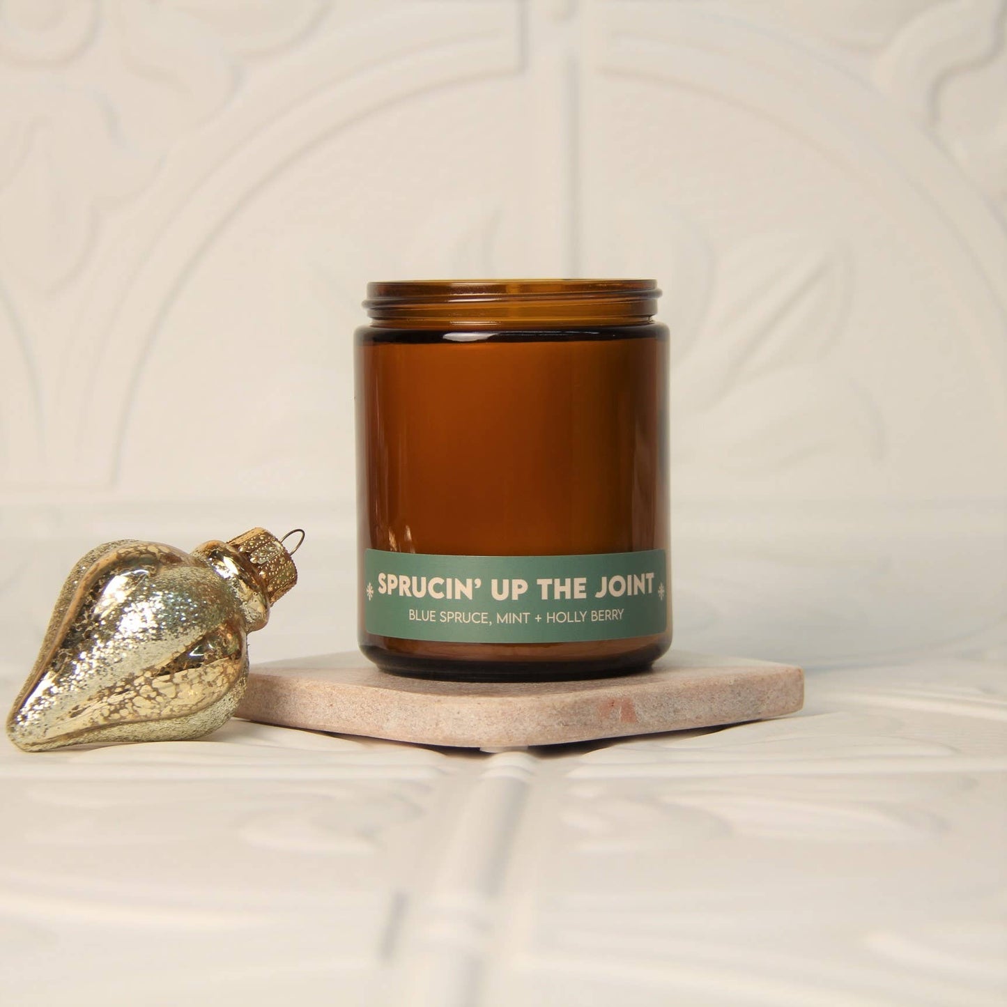Sale! HOLIDAY Sprucin' Up The Joint Soy Candle - spruce mint holly