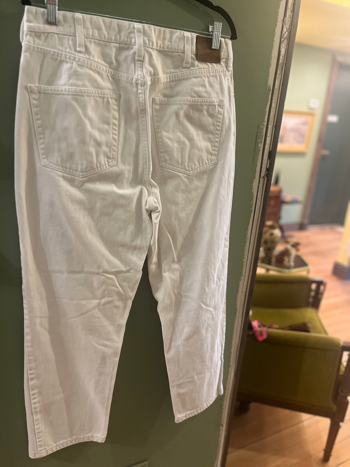 White Land’s End Jeans, 34/large