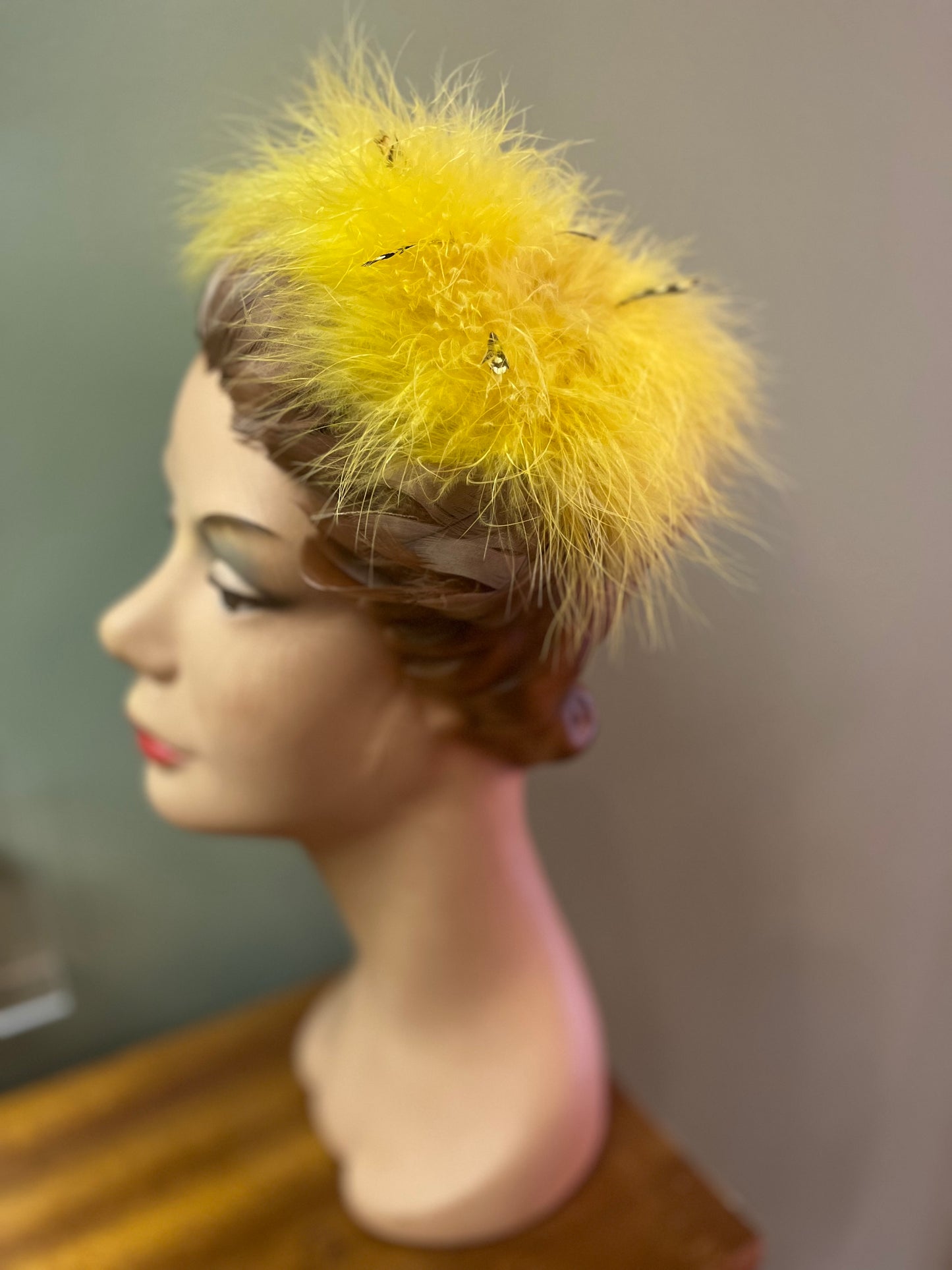 Vintage 1950’s Brown and Yellow Feather Fascinator/Hat