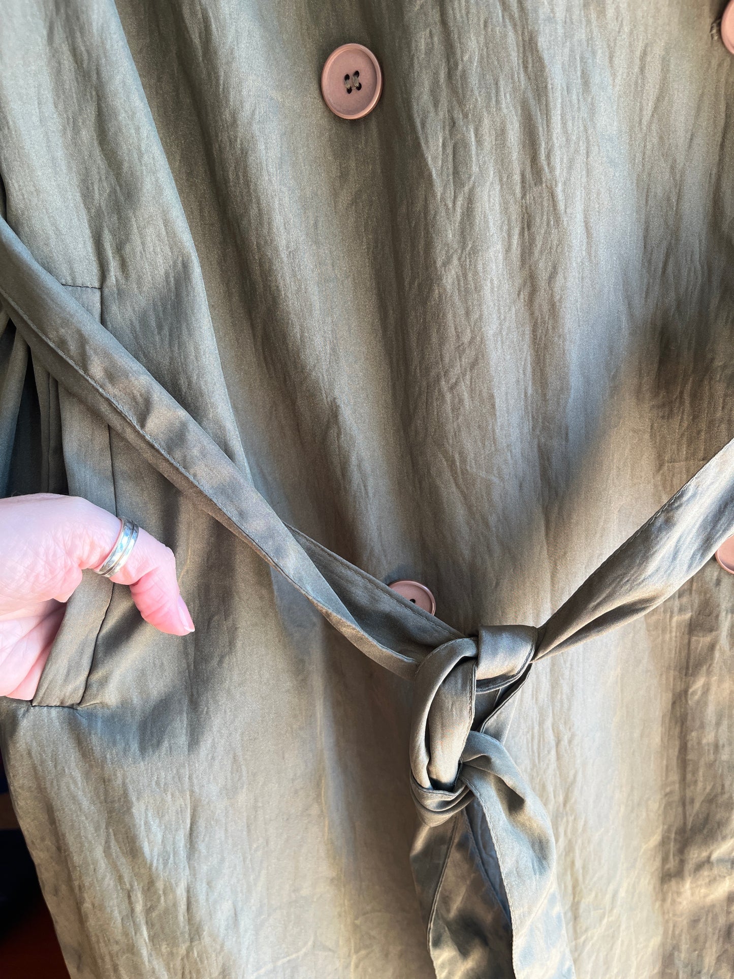 Vintage Irving posluns for Eaton’s trench, large