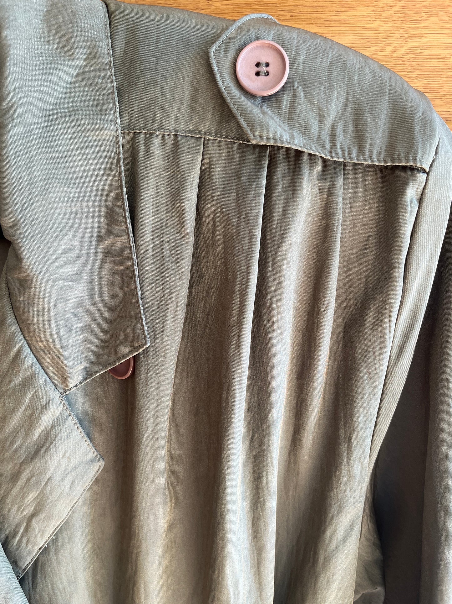 Vintage Irving posluns for Eaton’s trench, large