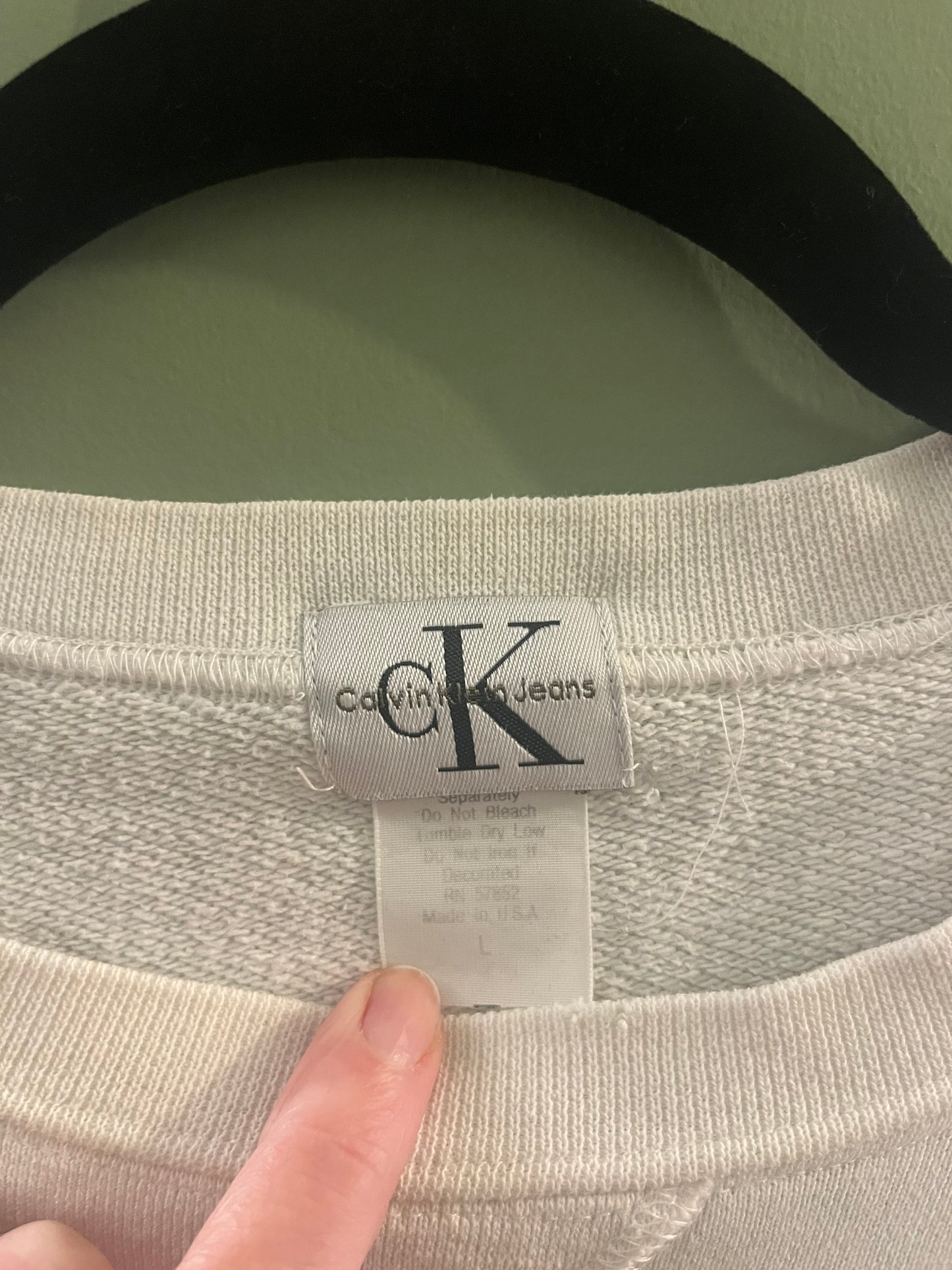 Vintage 90’s white Calvin Klein sweatshirt , large