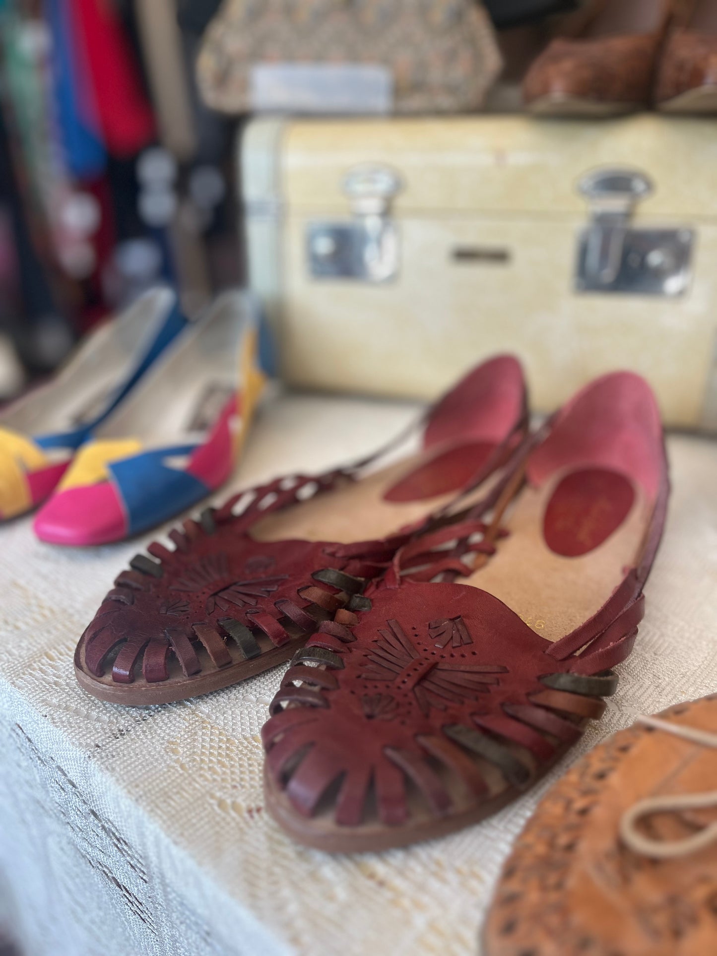 Vintage made in Brazil red flats, 11