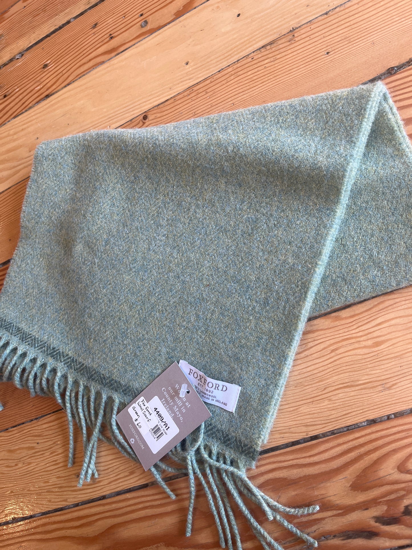 Foxford wool scarf - green