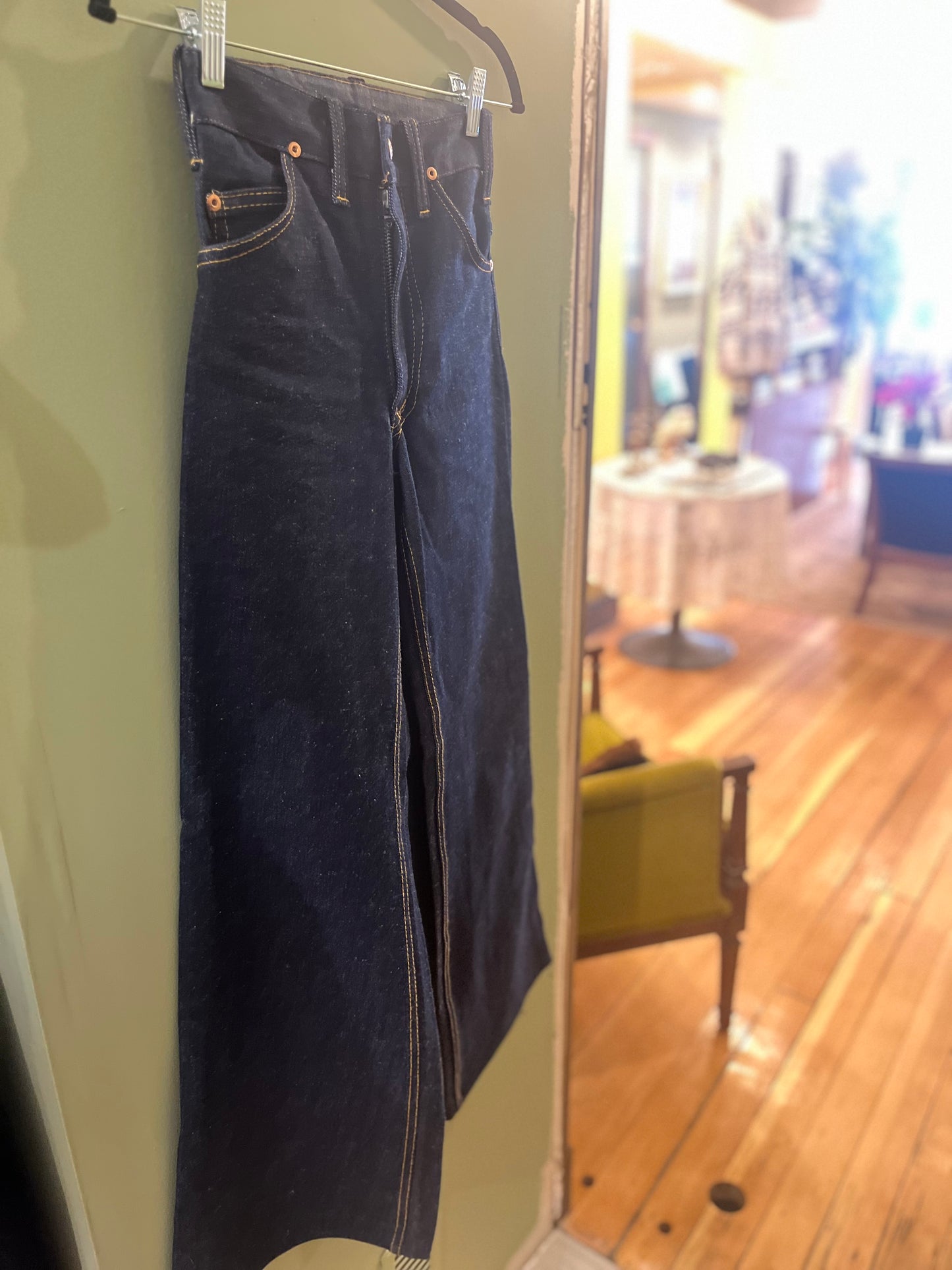 Vintage Pitch Riders dark denim wide leg jeans, xs/26