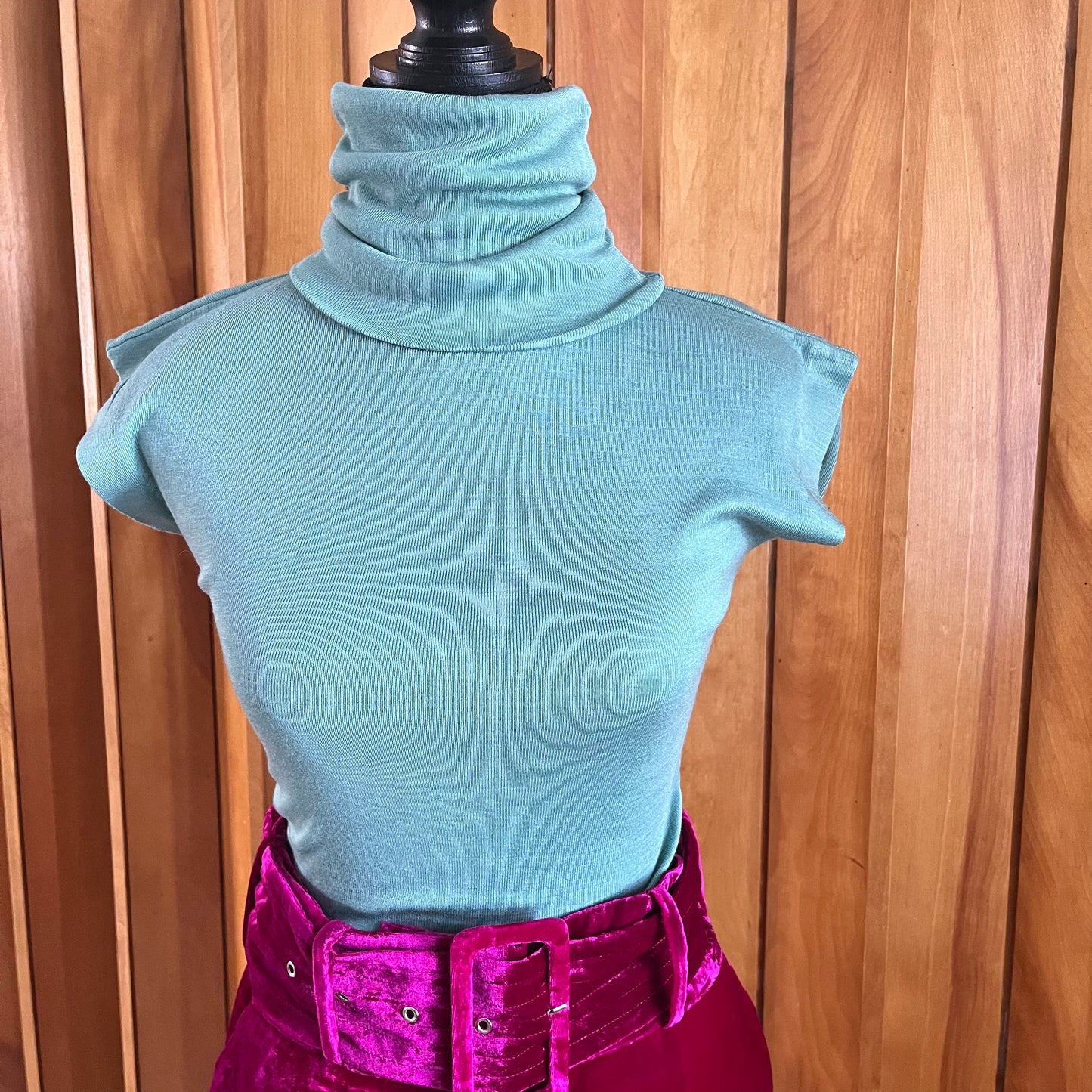 Vintage 1970’s Teal Short Sleeve Turtle Neck Top, Extra Small