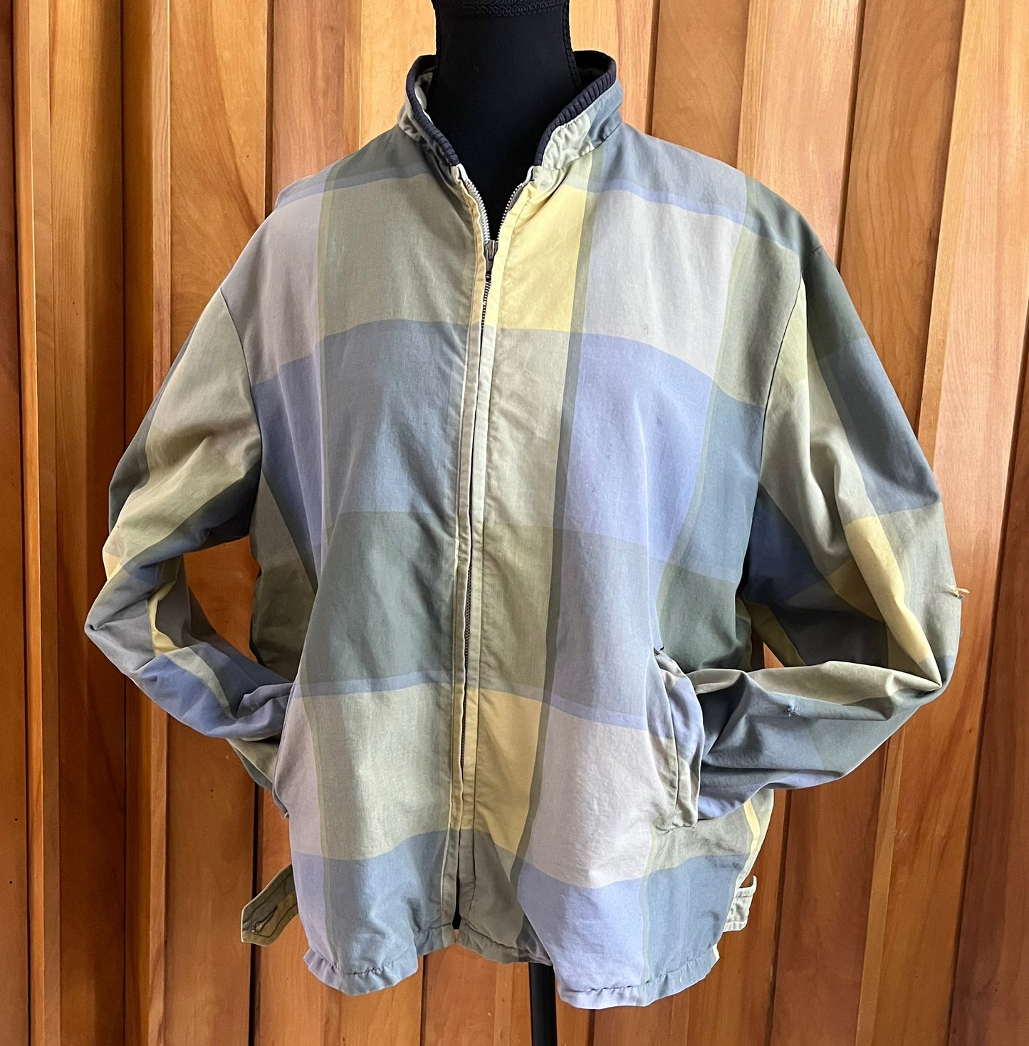 Sale! Vintage 1940/50/60’s Plaid Zip-up Jacket, Medium