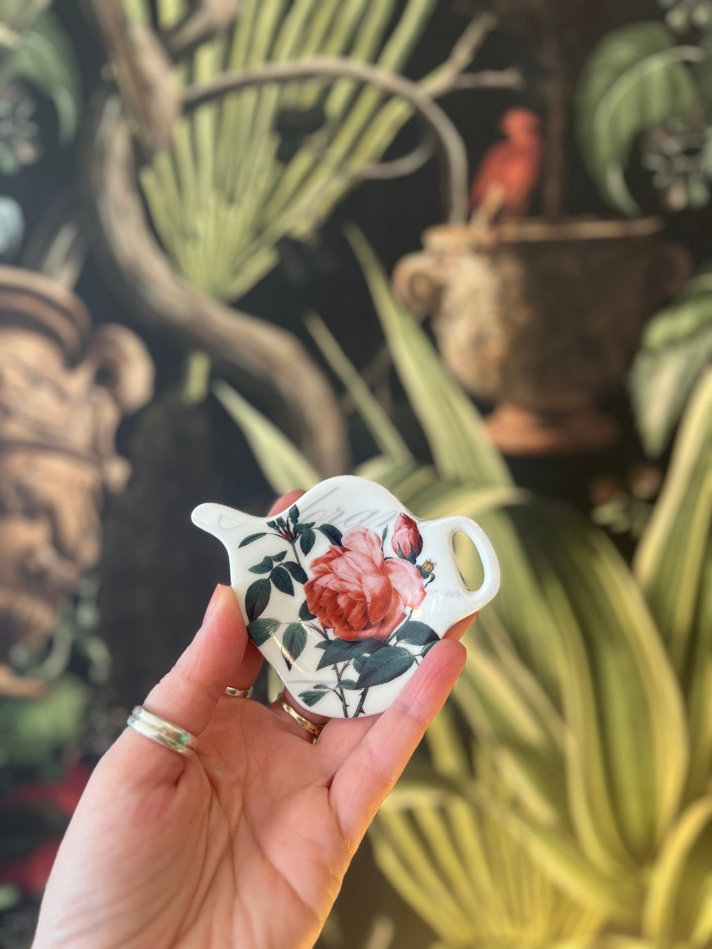 Porcelain Roses Tea Tidy