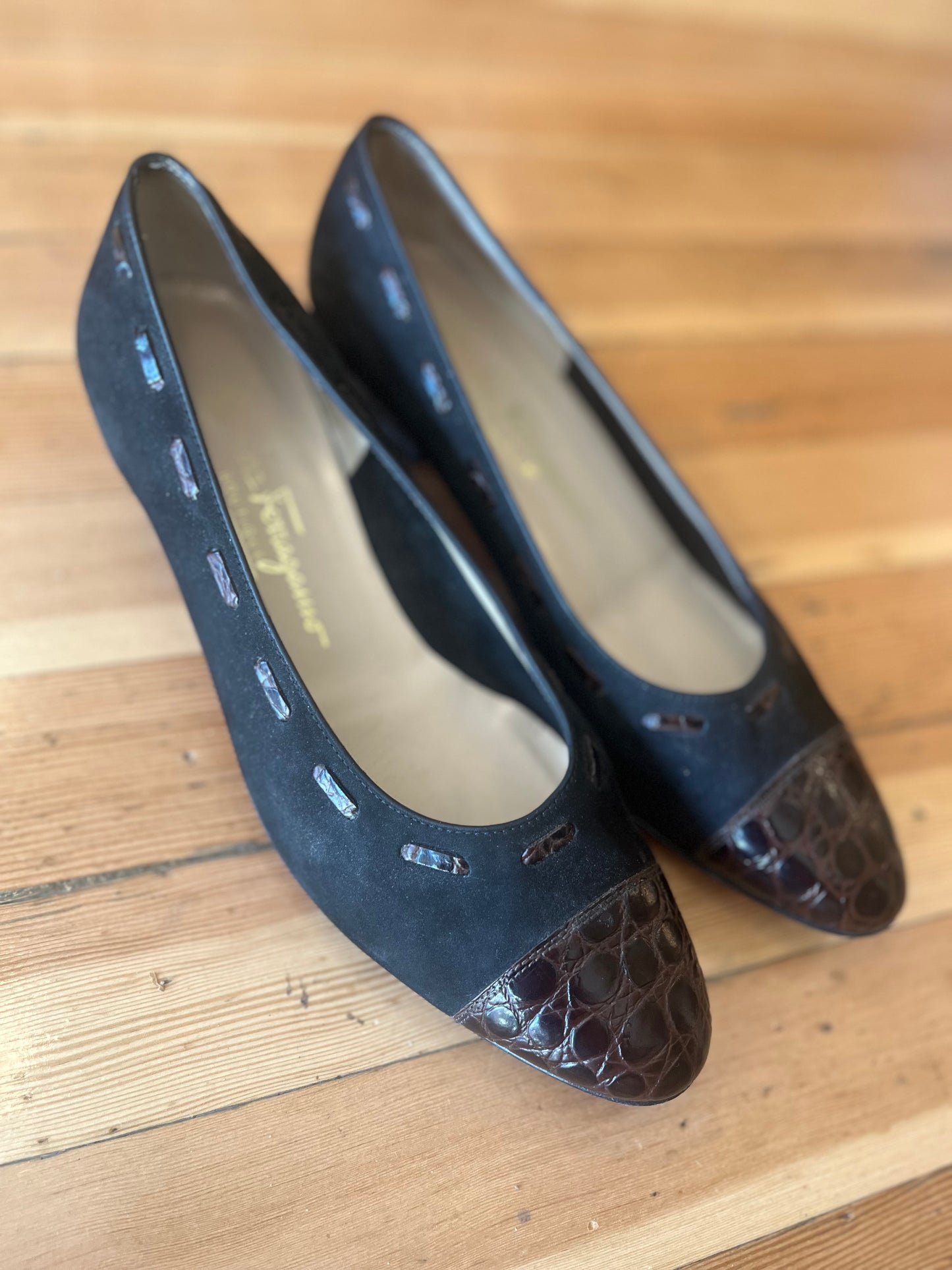 Salvatore Ferragamo Pumps, 9