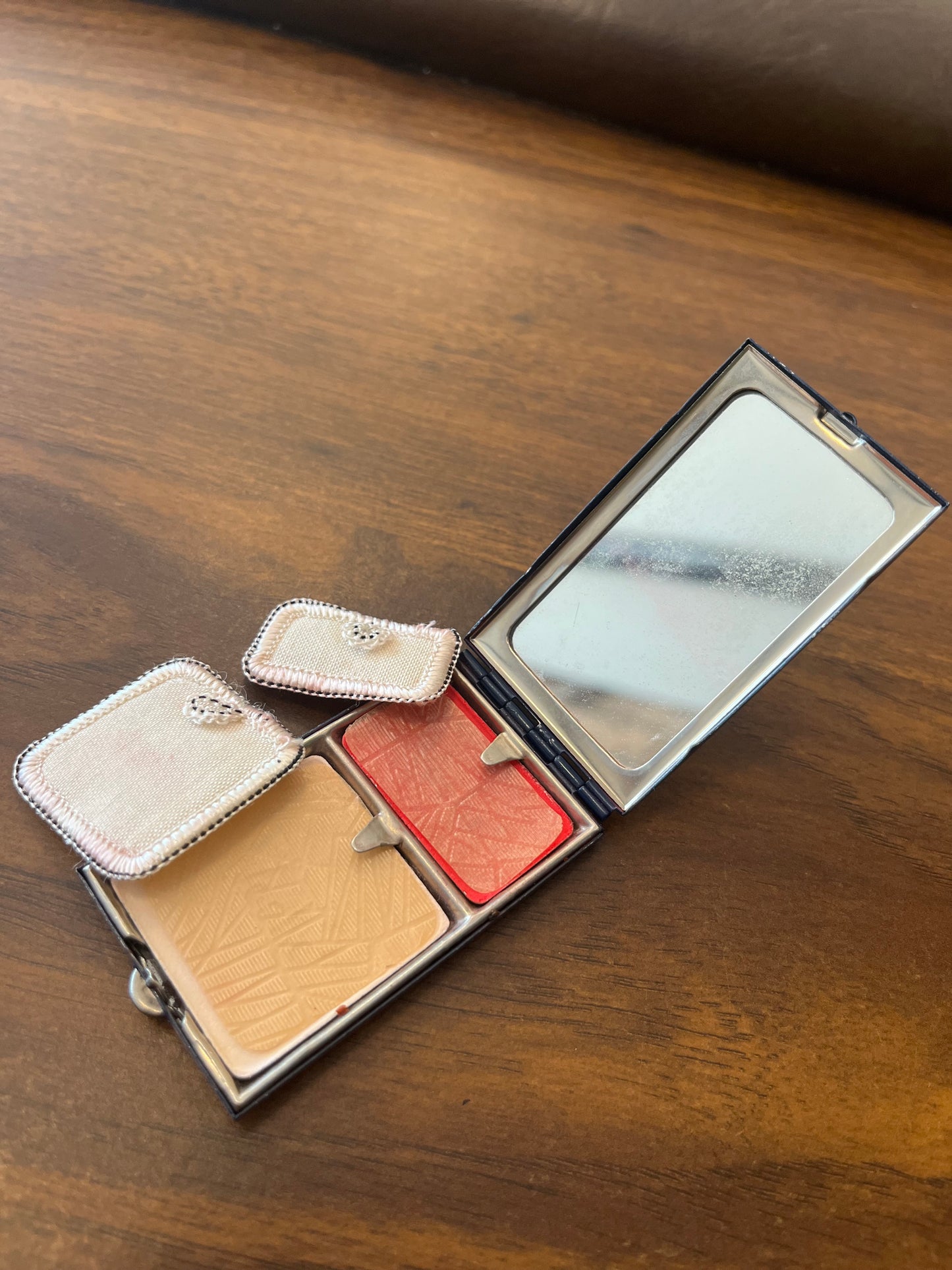 Vintage 1920’s Vashé Unused Compact and Lipstick Tube