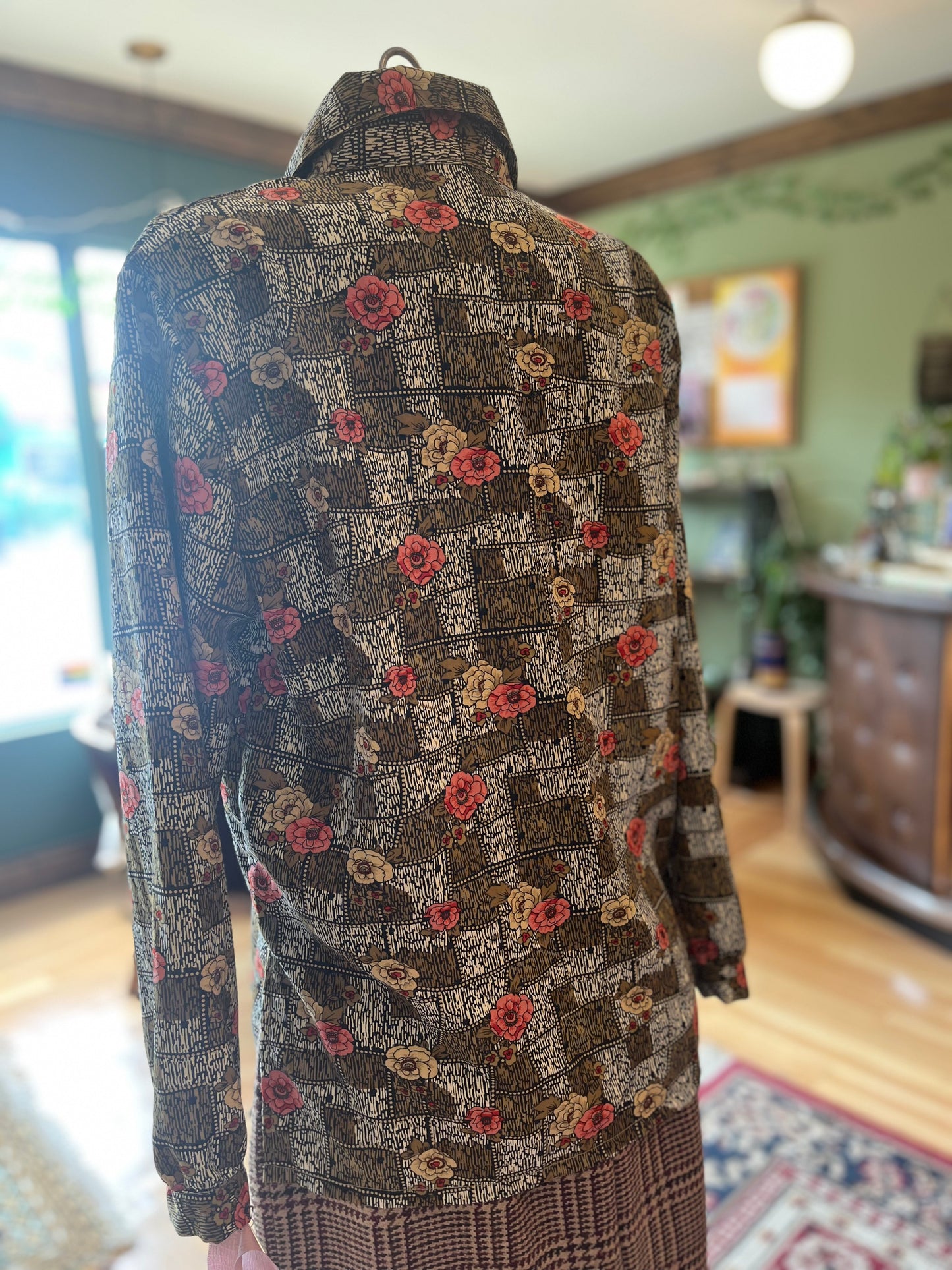 Vintage my fashion print button up top, l/xl