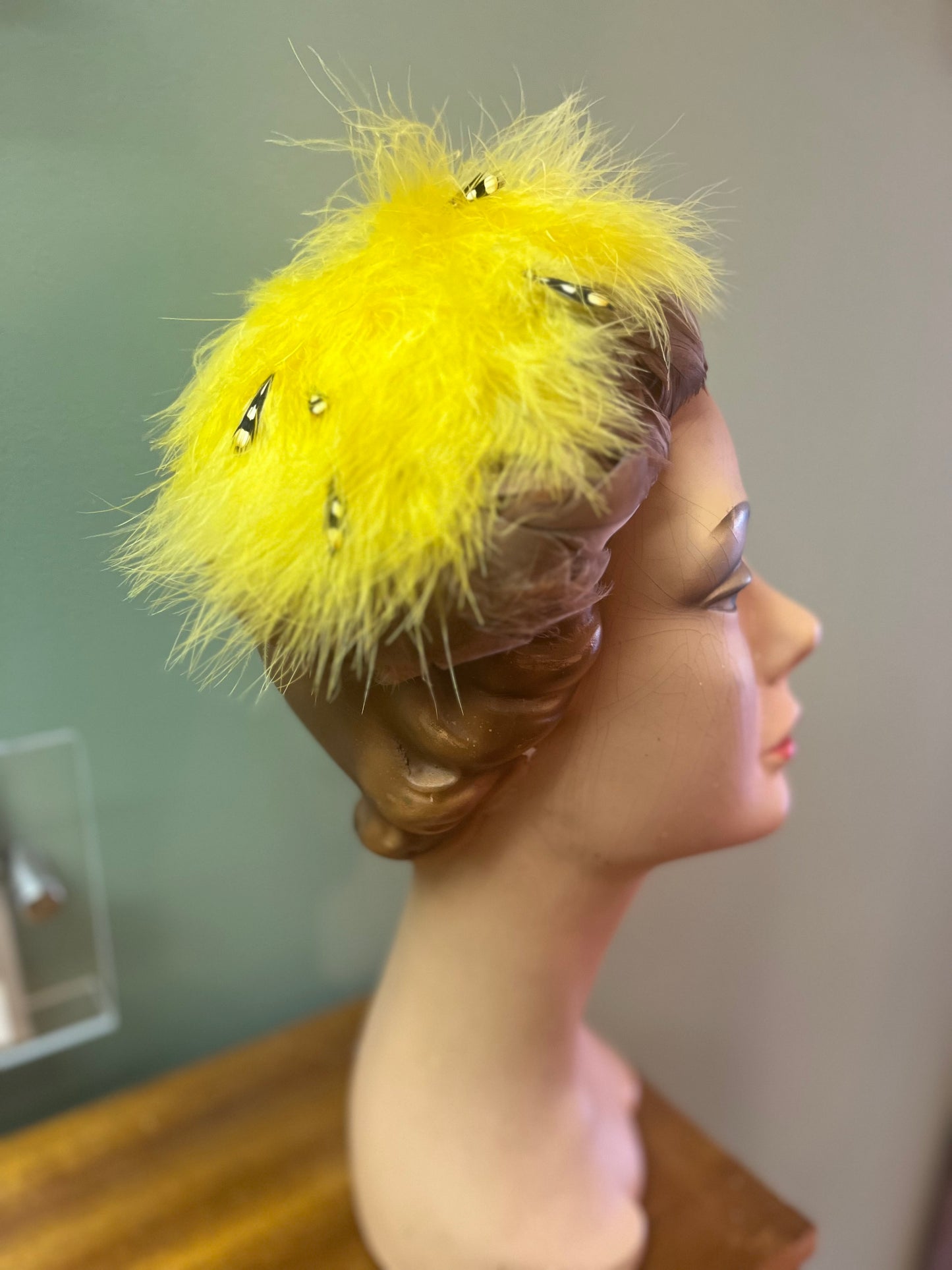 Vintage 1950’s Brown and Yellow Feather Fascinator/Hat
