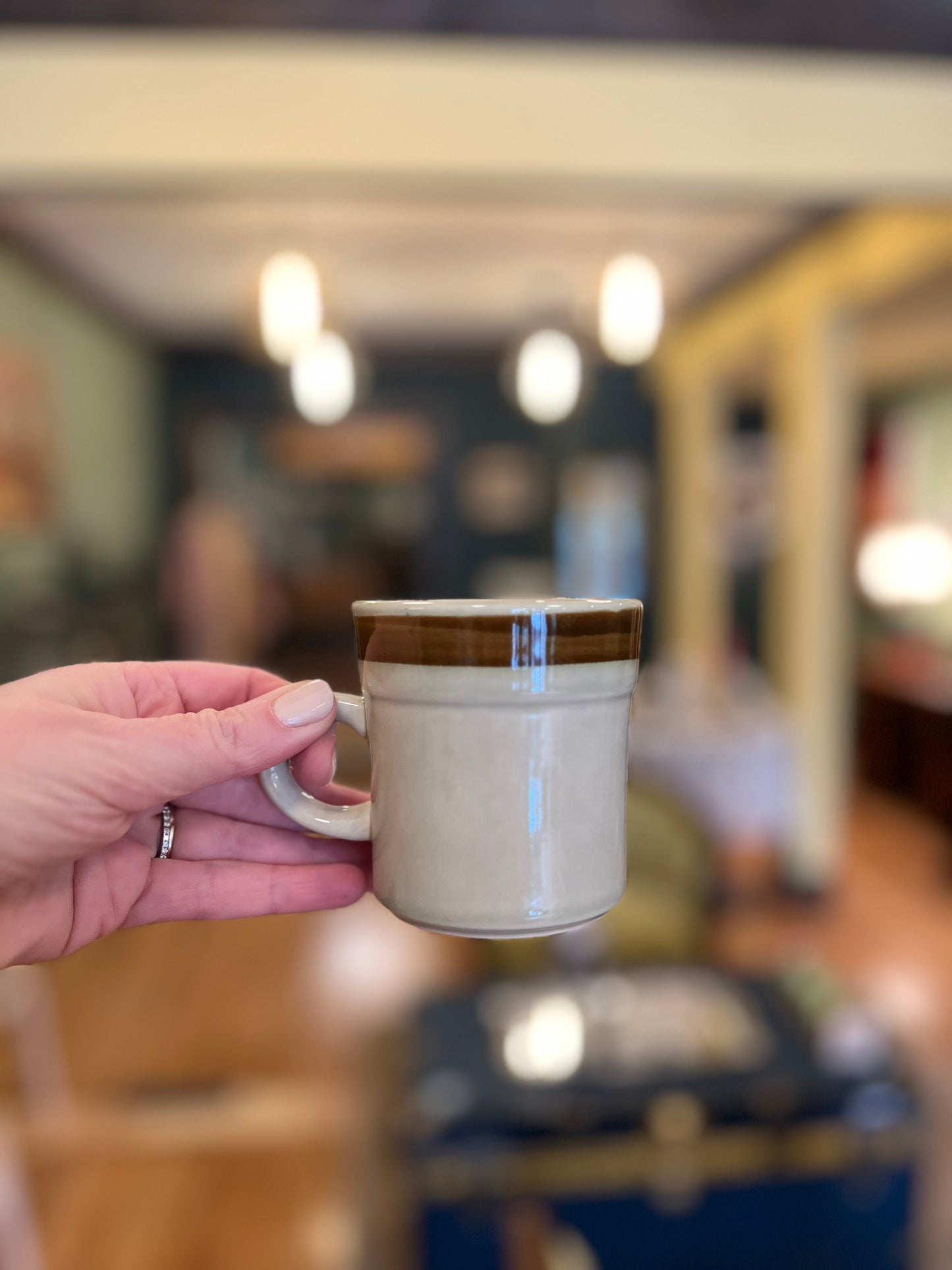 Vintage Corinto Mug