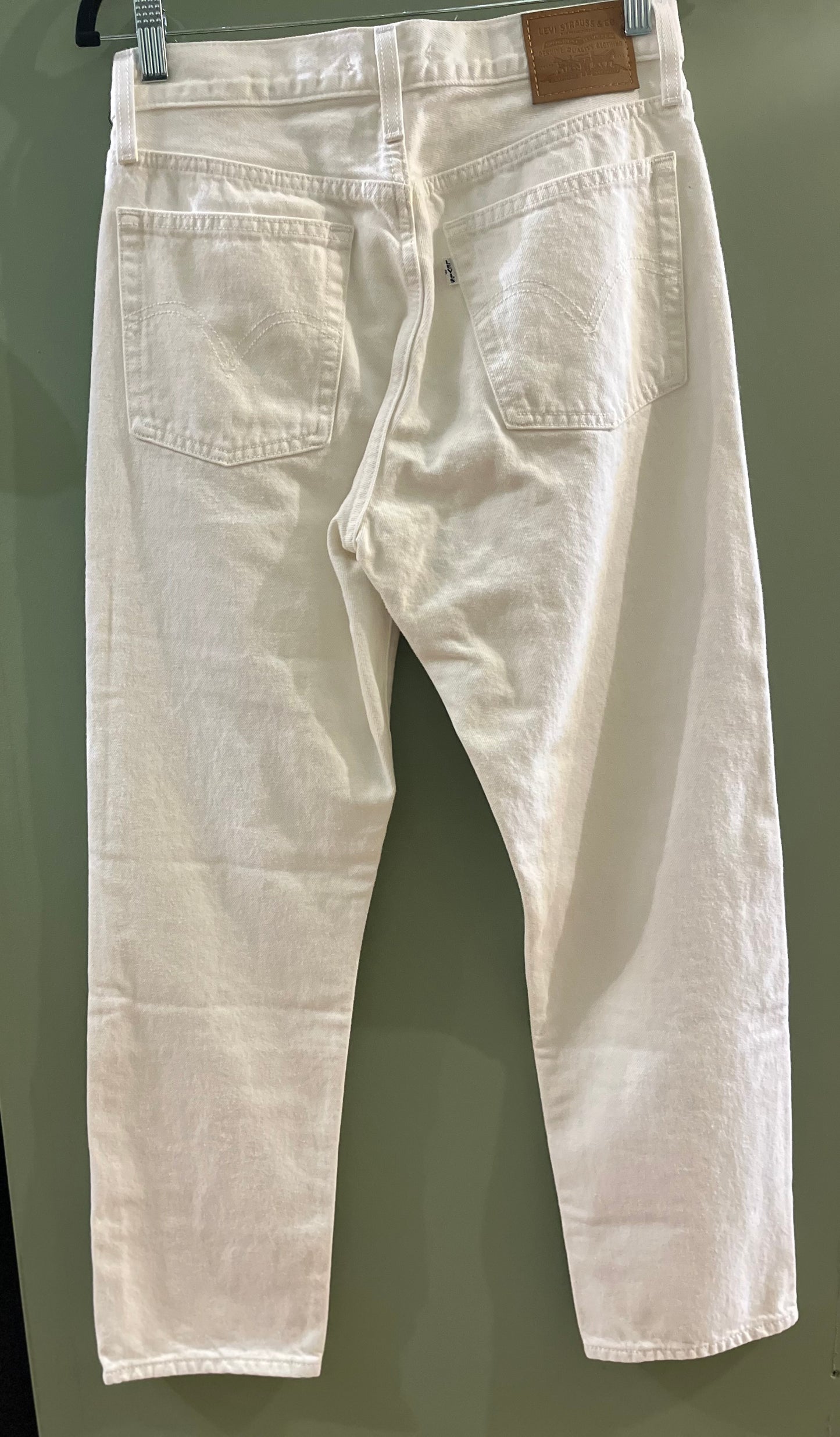Non vintage Levis off-white, 27/s