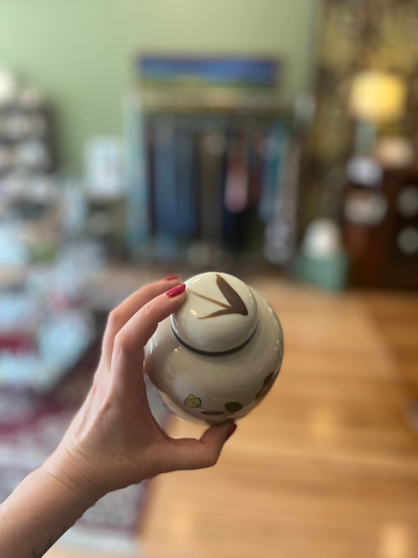 Vintage ceramic ginger jar. Made in Japan.