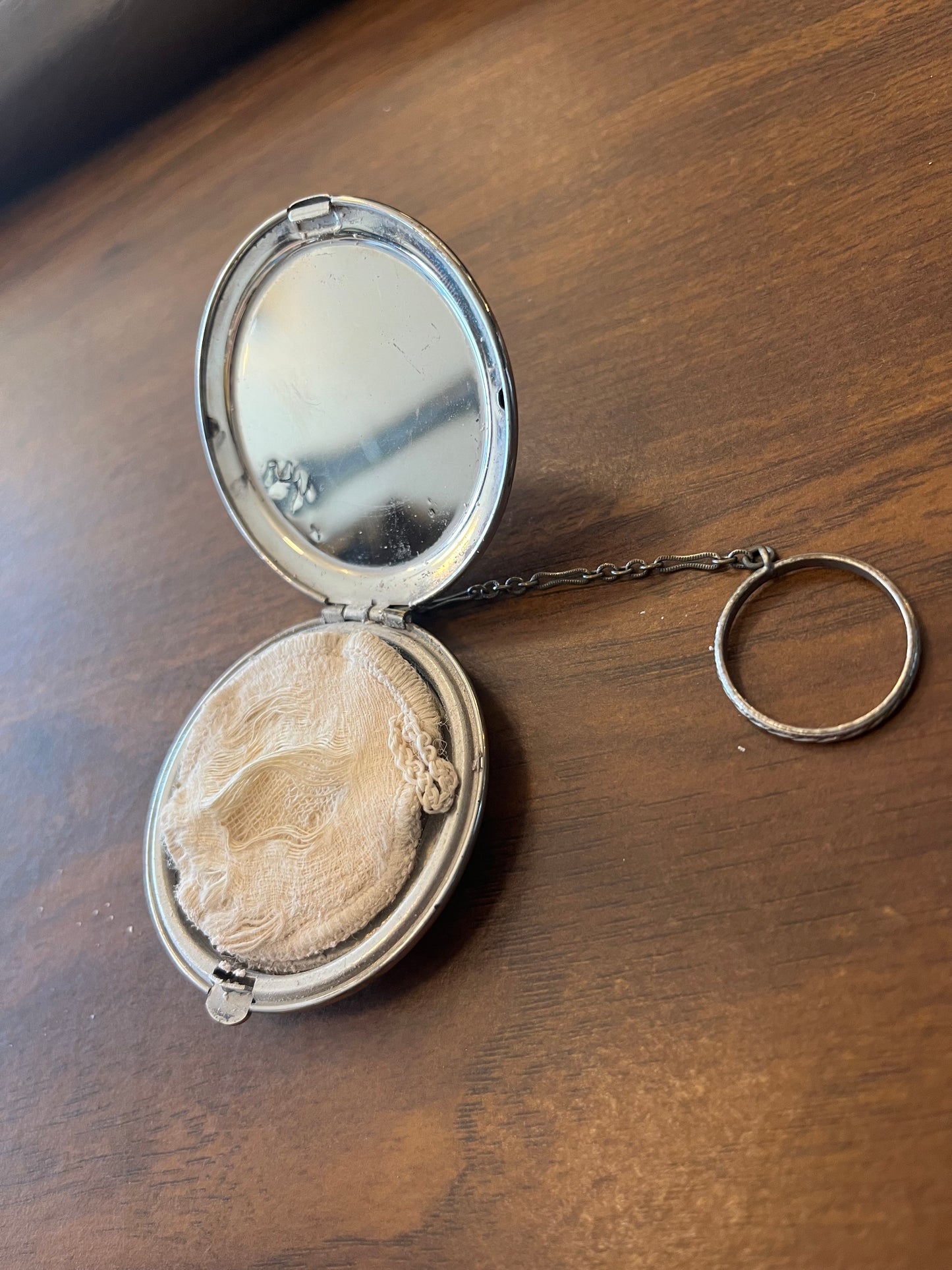 Vintage 1920’s Compact