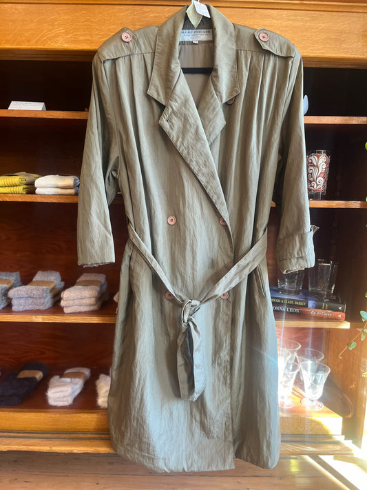 Vintage Irving posluns for Eaton’s trench, large