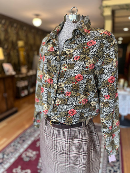 Vintage my fashion print button up top, l/xl