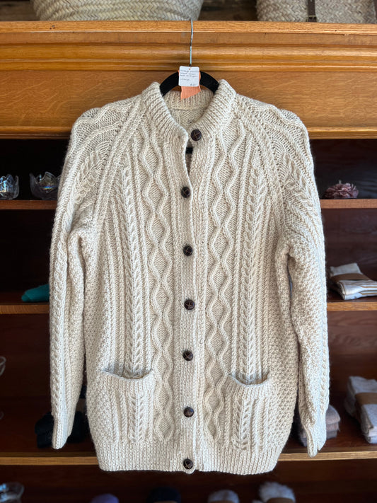 Vintage wool (?) cream crew neck cardigan, large