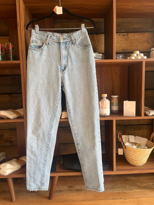 Vintage Guess jeans mid-blue wash, 26” waist