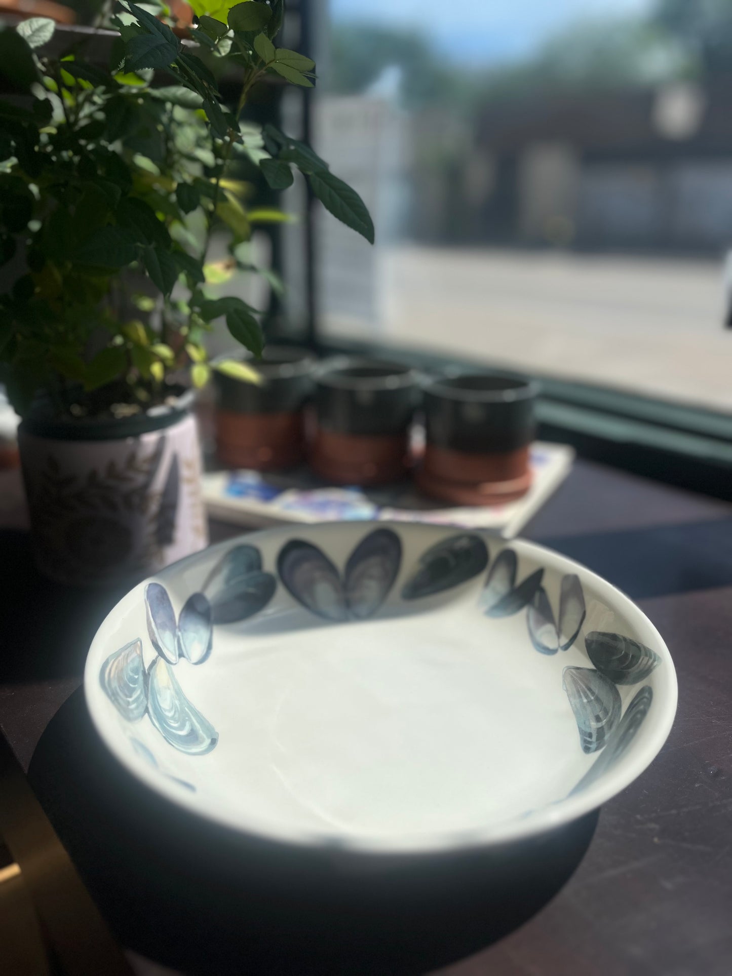 Emma Bridgewater Mussels medium pasta bowl
