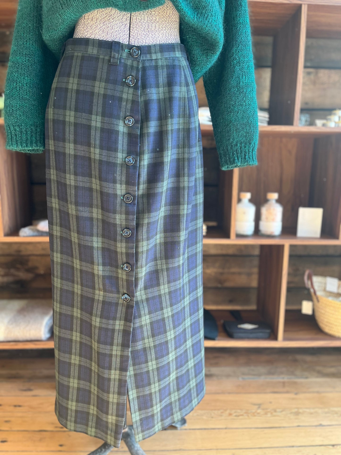 Vintage long button front plaid skirt, S/m 29”