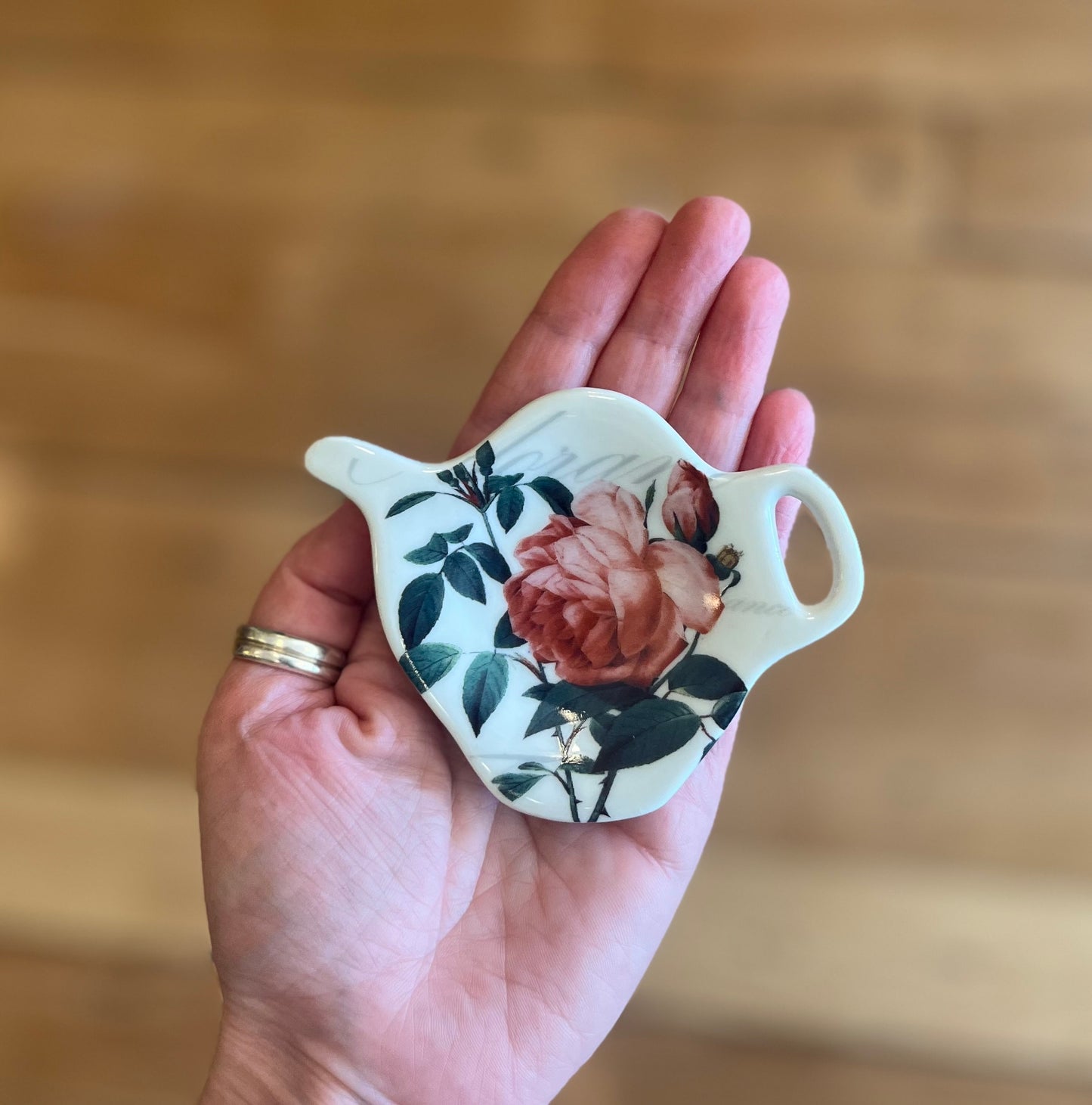 Porcelain Roses Tea Tidy
