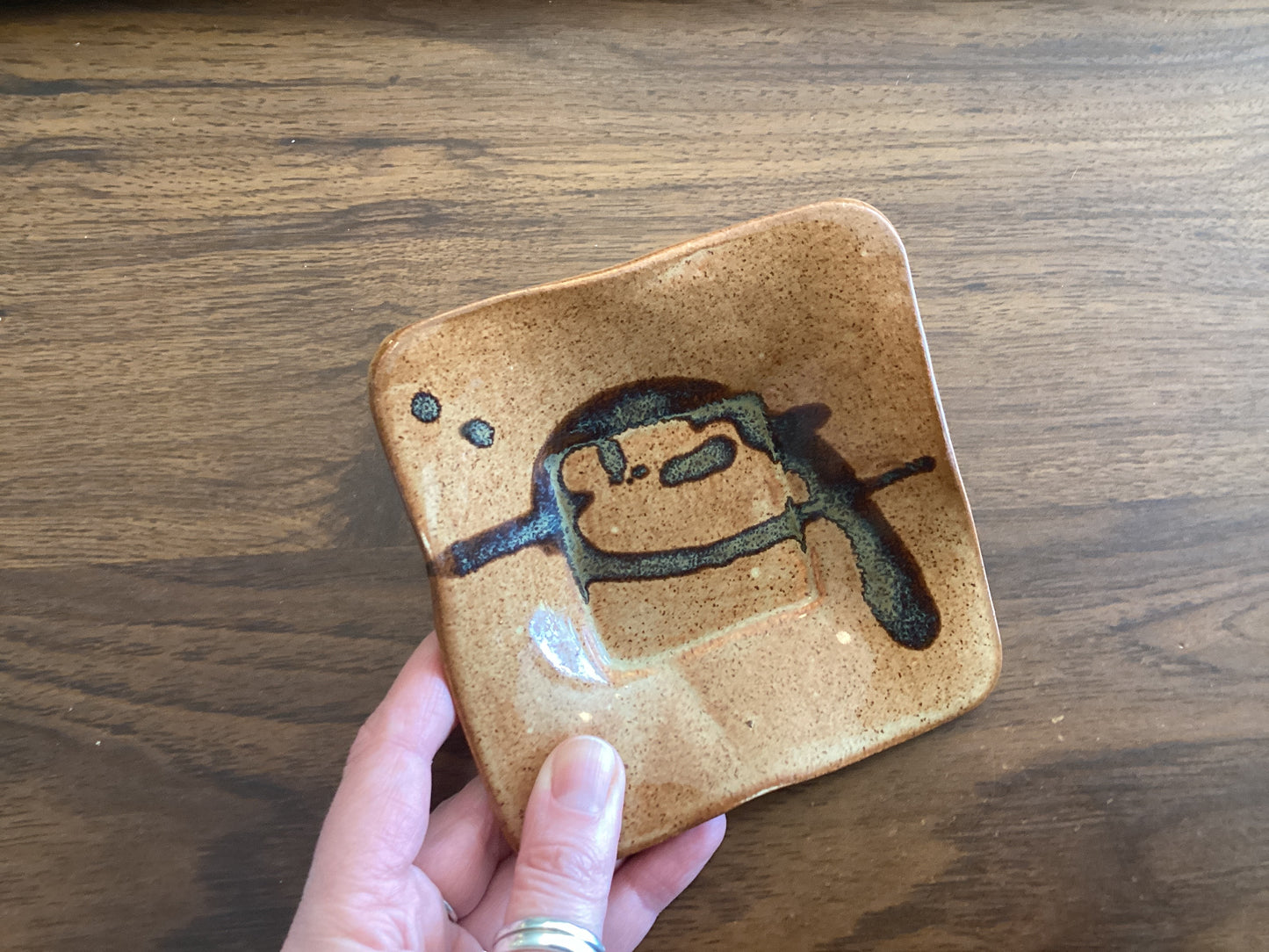 Ceramic dish