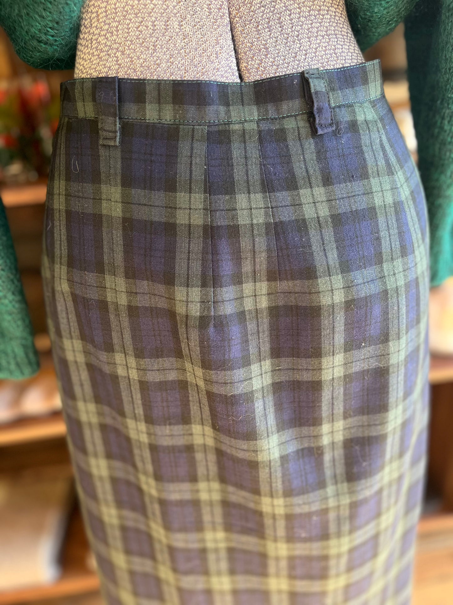 Vintage long button front plaid skirt, S/m 29”