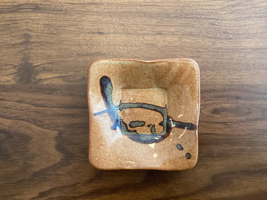 Ceramic dish