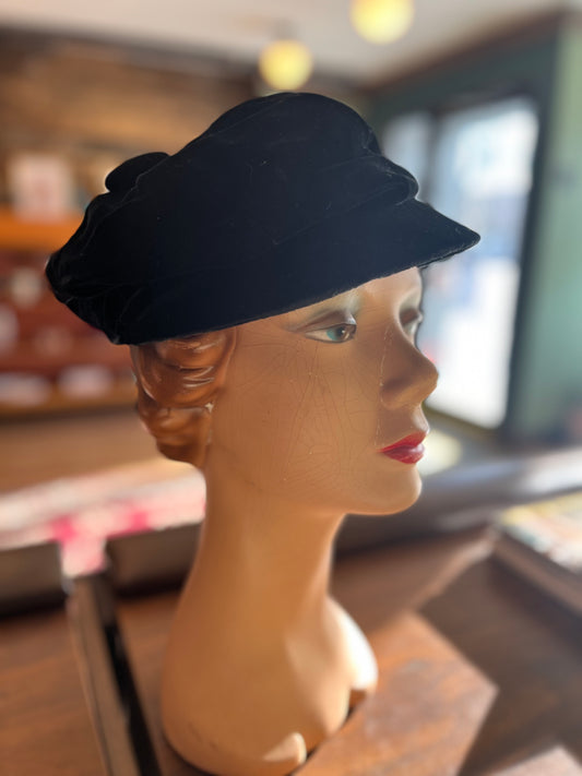 Vintage 70’s Black Velvet Cap