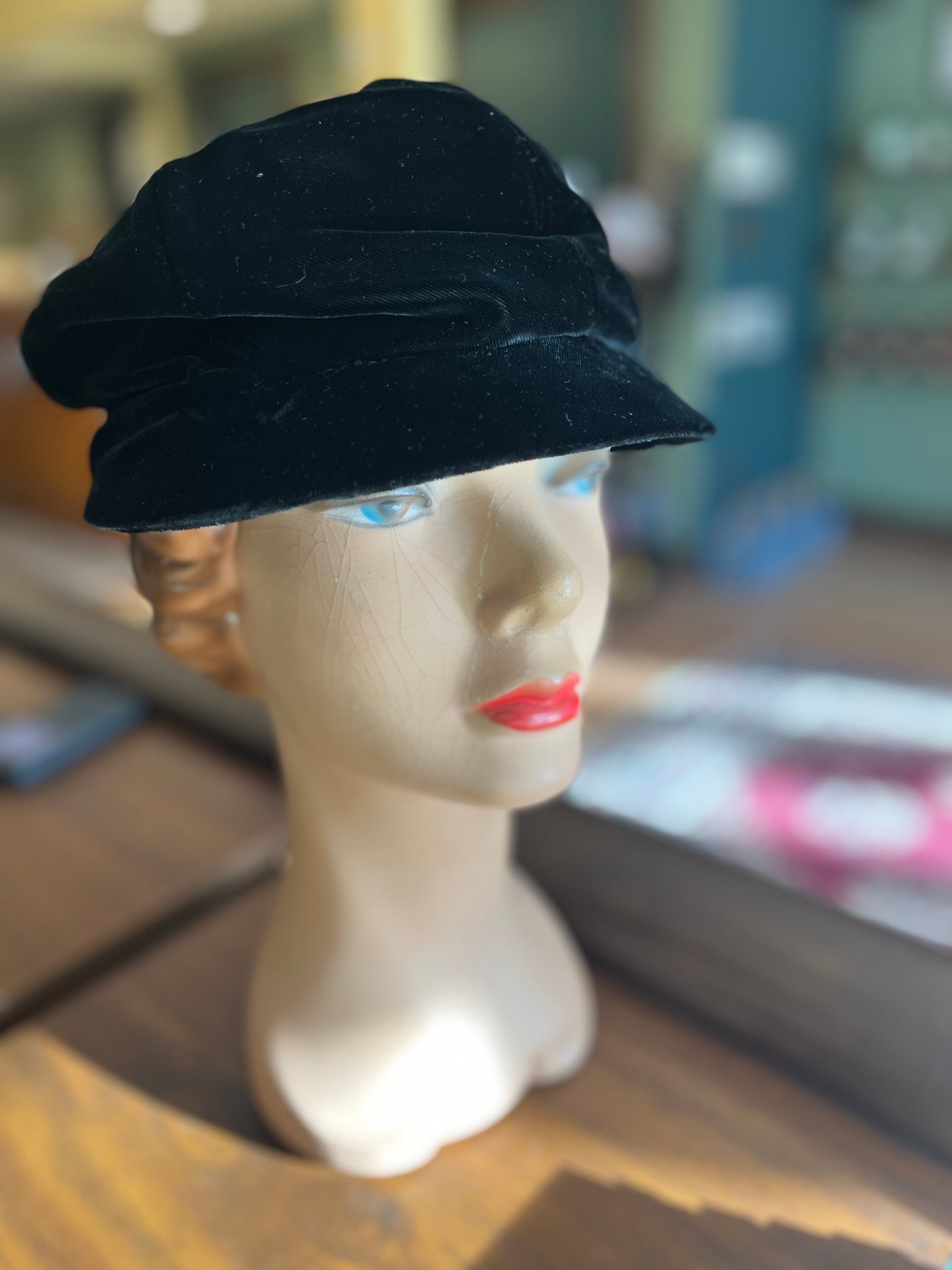 Vintage 70’s Black Velvet Cap